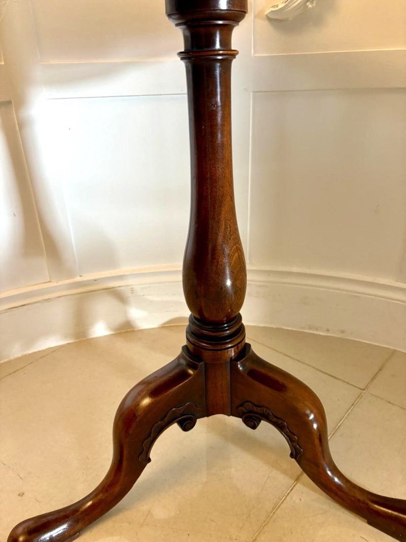 Antique English Georgian Mahogany Tripod Lamp Table - Image 4